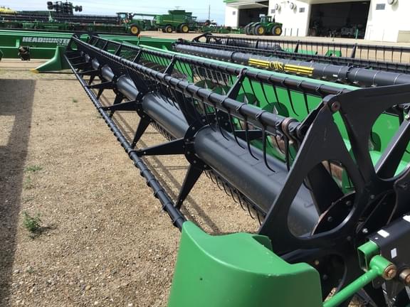 Image of John Deere 635F Image 1