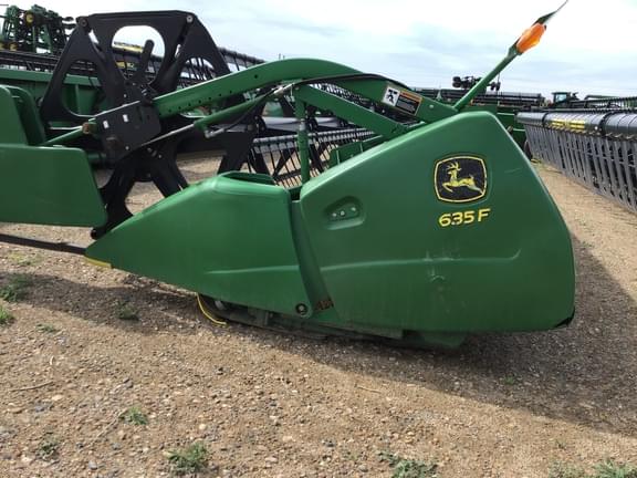 Image of John Deere 635F Image 0