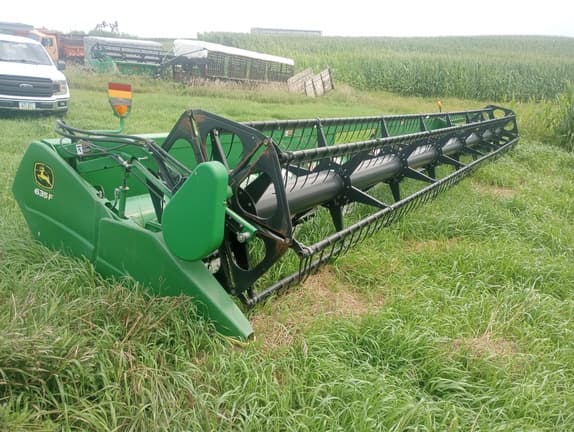 Image of John Deere 635F equipment image 2