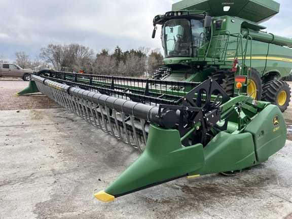 2008 John Deere 635F Equipment Image0