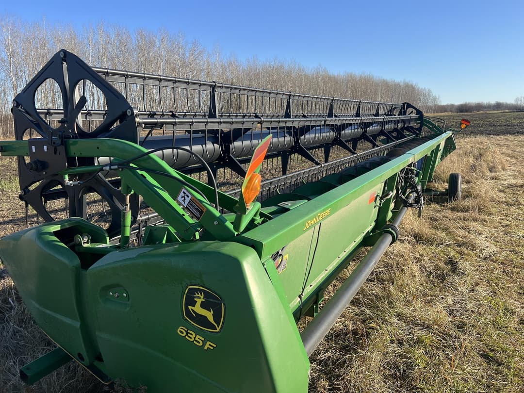 Image of John Deere 635F Primary image