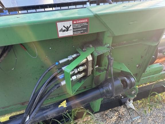 Image of John Deere 635F equipment image 2