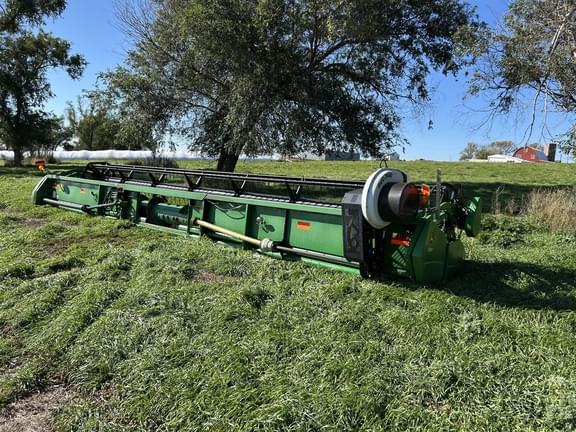 Image of John Deere 635F equipment image 1