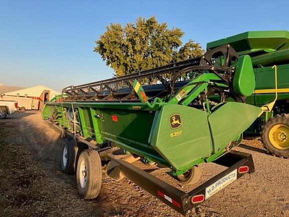 Image of John Deere 635F equipment image 2