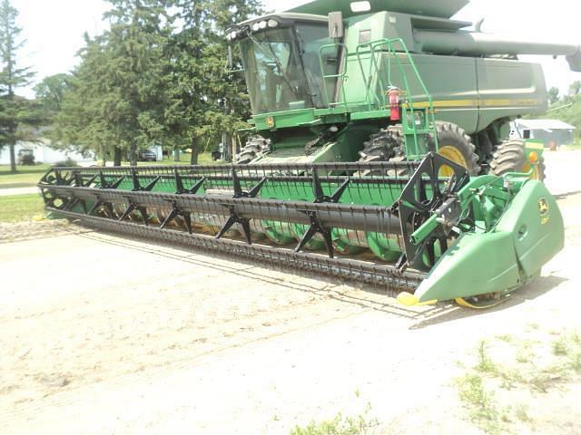 Image of John Deere 635F equipment image 1