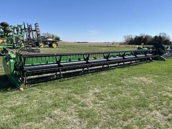 Main image John Deere 635F