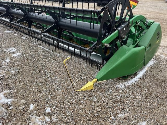 Image of John Deere 635F equipment image 2