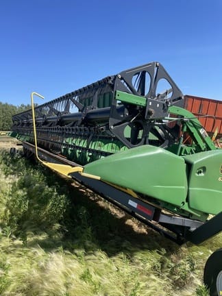 Main image John Deere 635F