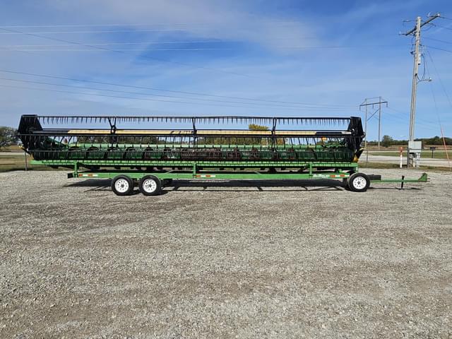 Image of John Deere 635F equipment image 1