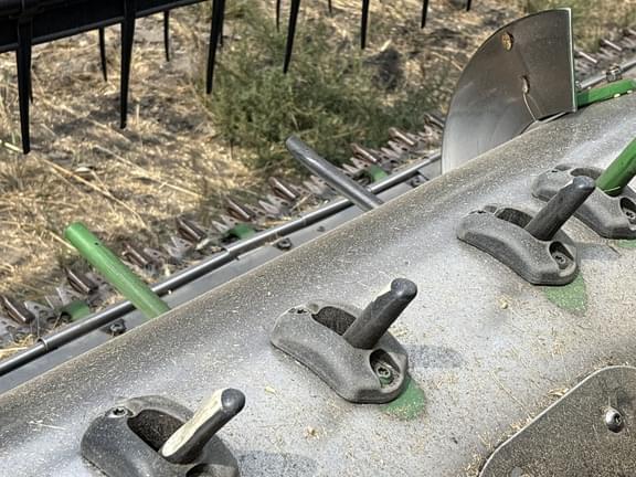 Image of John Deere 635F equipment image 3