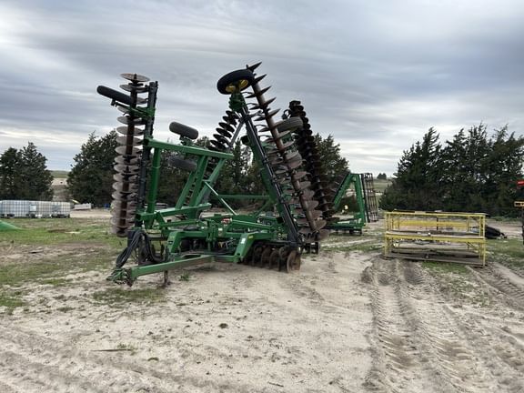 Main image John Deere 637