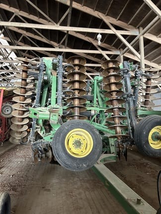 2008 John Deere 637 Equipment Image0