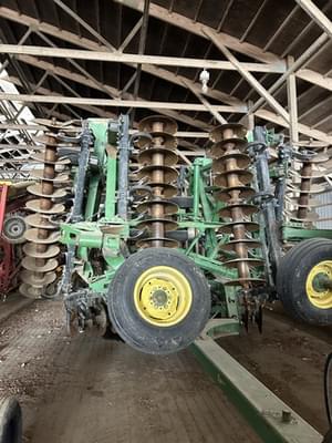 2008 John Deere 637 Image