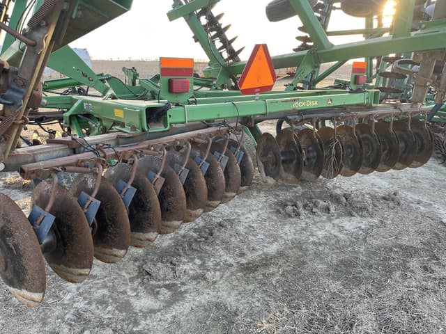 Image of John Deere 637 equipment image 4