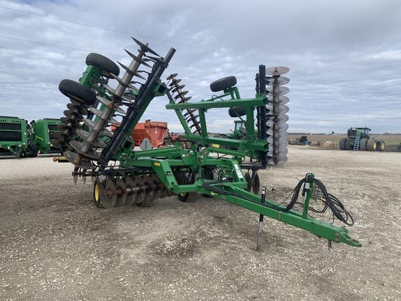 Main image John Deere 637