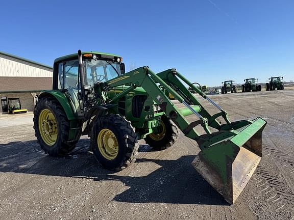 Image of John Deere 6430 equipment image 1