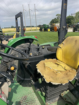 Image of John Deere 6430 equipment image 3