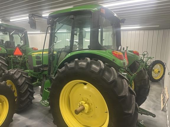 Image of John Deere 6430 equipment image 2