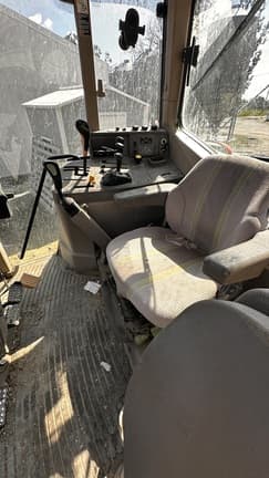 Image of John Deere 6430 equipment image 1