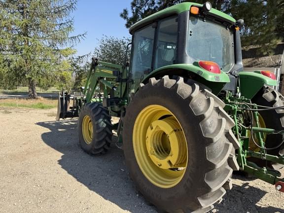 Image of John Deere 6430 equipment image 1