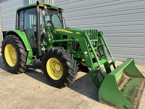 Image of John Deere 6430 equipment image 3
