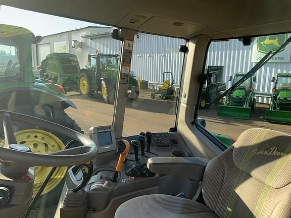 Image of John Deere 6430 Premium equipment image 4