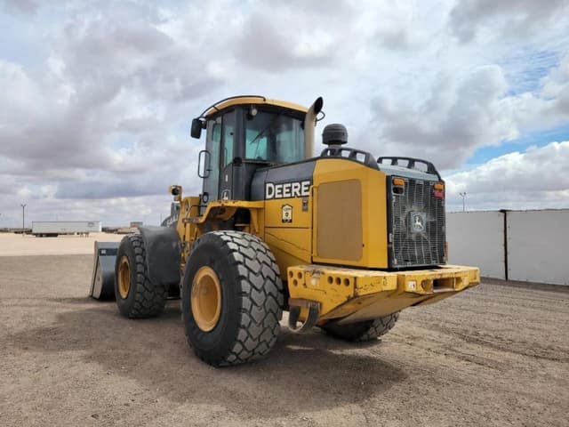 Image of John Deere 644J equipment image 2