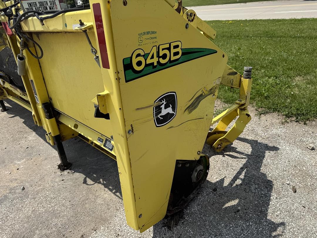 Image of John Deere 645B Primary image