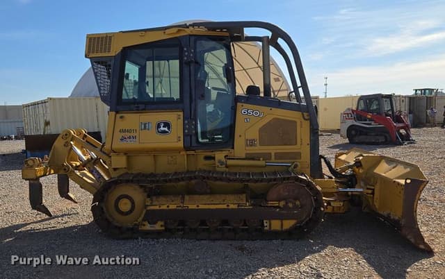 Image of John Deere 650J LT equipment image 3