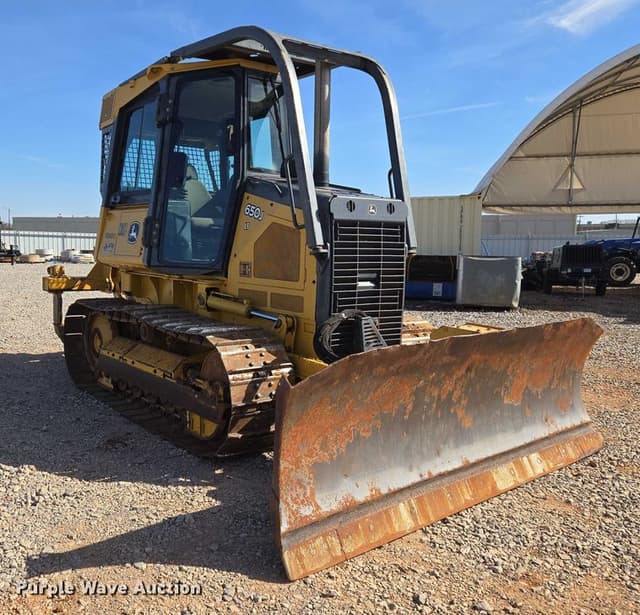 Image of John Deere 650J LT equipment image 2