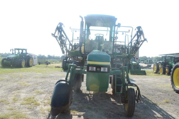 Image of John Deere 6700 equipment image 1