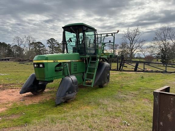 Image of John Deere 6700 equipment image 3