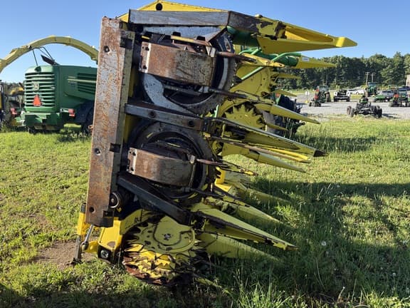 Image of John Deere 688 Image 1