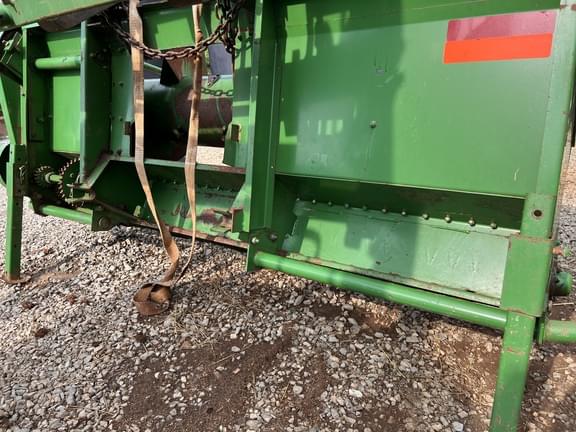 Image of John Deere Undetermined Image 1
