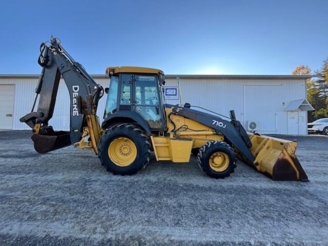 Image of John Deere 710J equipment image 1