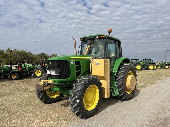 Image of John Deere 7130 Primary image