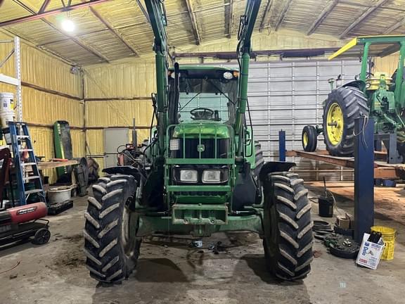 Image of John Deere 7130 equipment image 3