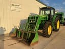 2008 John Deere 7130 Image
