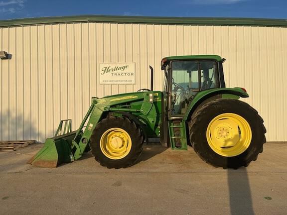 Image of John Deere 7130 equipment image 1
