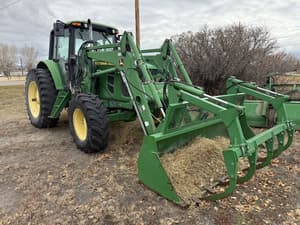 2008 John Deere 7130 Image