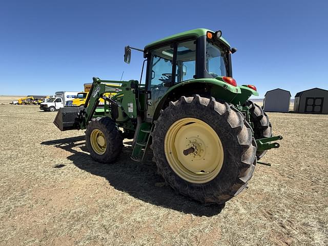 Image of John Deere 7130 equipment image 3