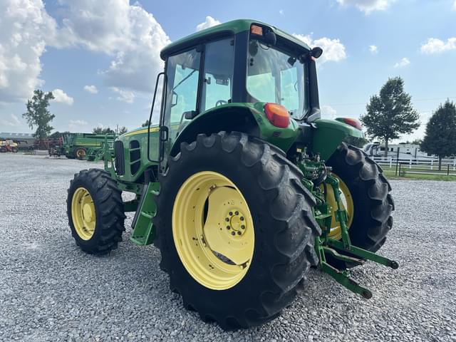 Image of John Deere 7130 equipment image 4