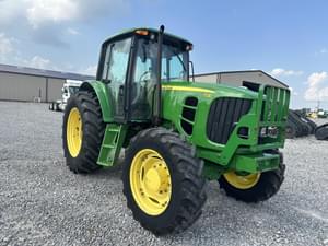 2008 John Deere 7130 Image