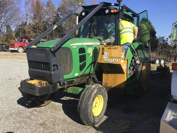 Image of John Deere 7130 equipment image 1