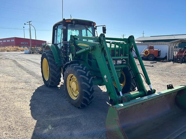 Image of John Deere 7130 equipment image 4