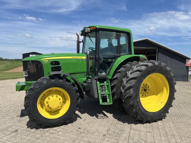 Image of John Deere 7130 Premium equipment image 1