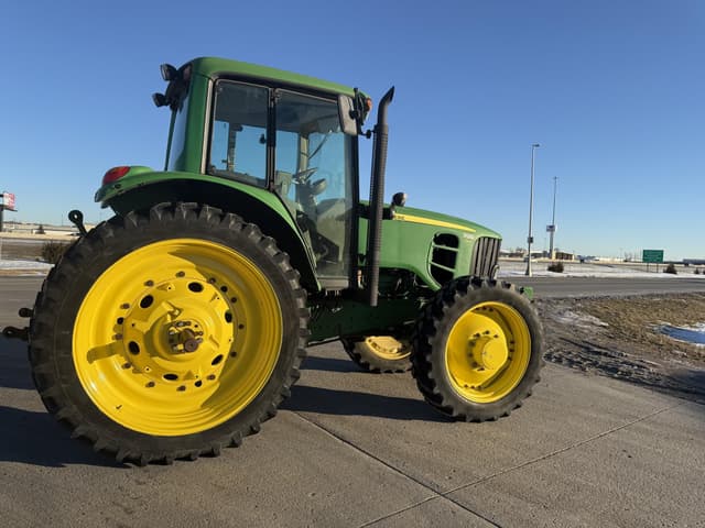 Image of John Deere 7130 Premium equipment image 2