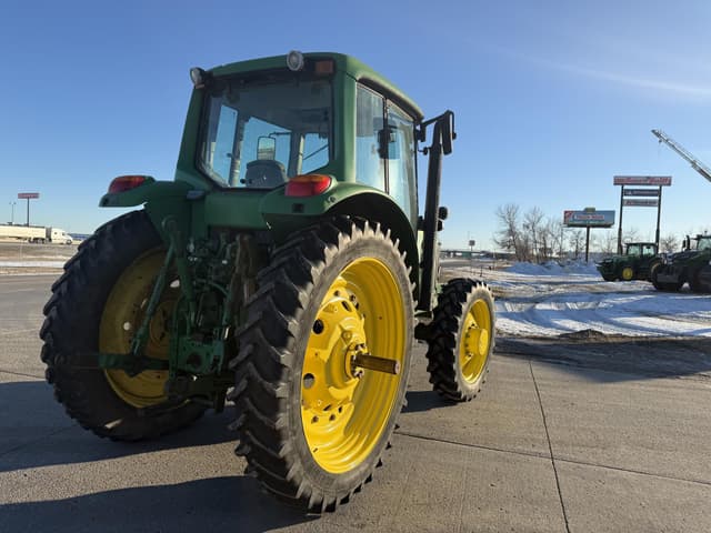 Image of John Deere 7130 Premium equipment image 4
