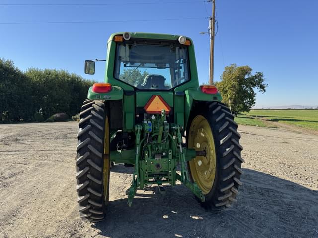 Image of John Deere 7130 Premium equipment image 3