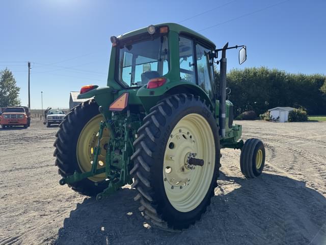 Image of John Deere 7130 Premium equipment image 4